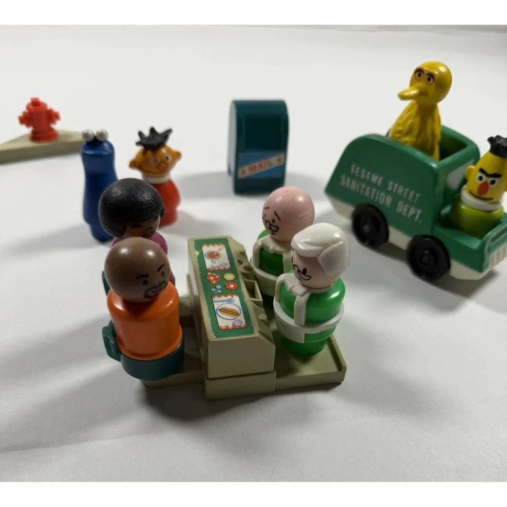 12 Piece Vintage Fisher Price Little People Sesame Street Figures Toys 1970s